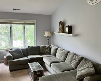 Large sectional in great condition