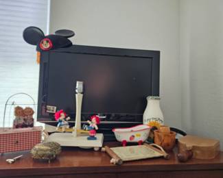 Sharp TV 25in