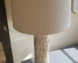 KKS079- Mother Of Pearl Lamp