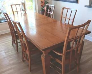 KKS131 Solid Wood Dinning Room Table