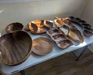 KKS005- Carved Wooden Bowl Lot 