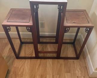 KKS089 Three-Tiered Wooden Display Shelf