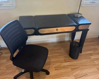 KKS115 Office Desk with Chair and Accessories