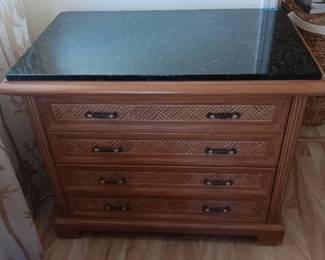 KKS074 4-Drawer Dresser with Stone Countertop
