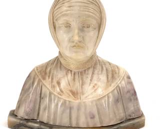 Lot 58	Italian Carved Marble and Alabaster Bust. Beatrice (c. 1900).