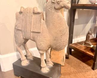 Lg Camel / 21” tall