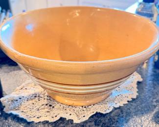 12” Lg YELLOWARE Bowl / Vintage