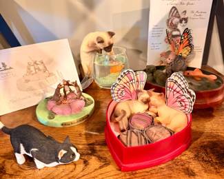 Lots Cat figurines