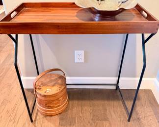 Tray Table
