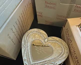 Roman, Inc. Seraphim Classics HeartShaped Music Box