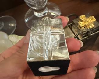 Godinger Silver Plated Gift Box Salt and Pepper Shakers Set second image