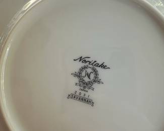 Noritake Savannah Dinnerware Set fourth image