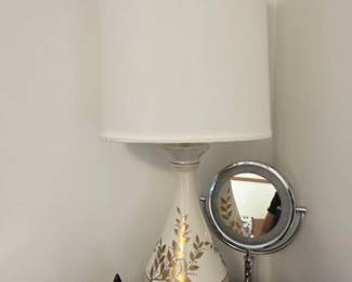 MidCentury Ceramic Table Lamp with Gold Leaf Accents third image