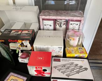 Assorted Vintage Kitchenware and Decorative China, including Fifth Avenue Canisters and Anchor Hocking Glassware