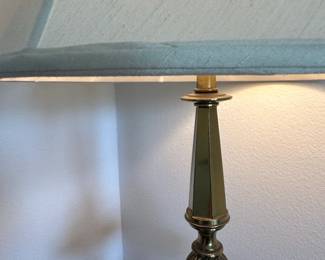 Vintage Stiffel Hollywood Regency Brass and Ceramic Table Lamp fourth image