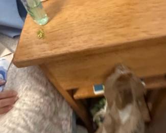 Traditional GoldTone Urn Table Lamp with Textured Shade third image