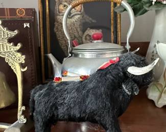 Vintage Highland Cattle Figurine