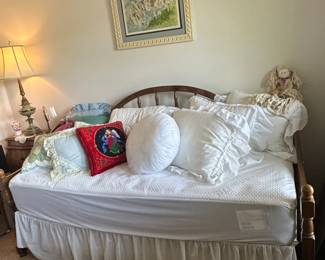 Wooden Daybed with Mattress and Bedding