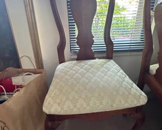 Queen Anne Style Dining Chair
