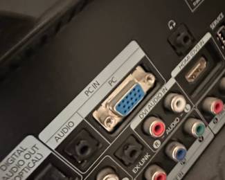 Samsung LNBC LCD TV third image