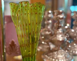 Art glass vase