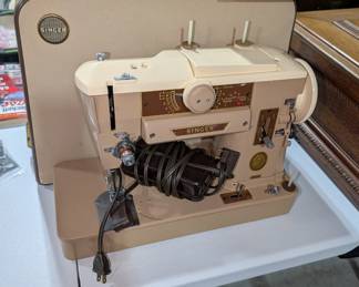 Singer sowing machine