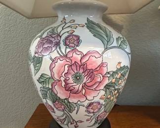 Pair of Vintage Chinoiserie Ginger Jar Table Lamps with Floral Motif second image