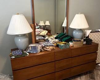 MidCentury Modern American of Martinsville Walnut Drawer Dresser with Mirror