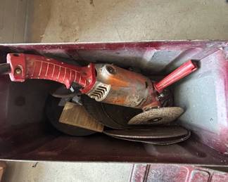 Lot #35 Vintage Milwaukee Electric Tool Heavy-Duty Sander Grinder with Metal Case & Discs
