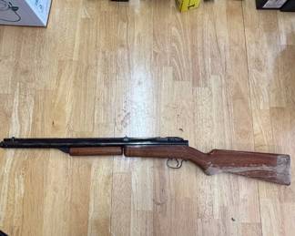 Lot #82 Vintage Benjamin Franklin Air Rifle Pump Action Pellet Gun Made in USA