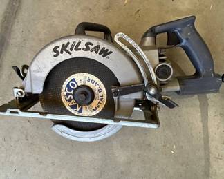 Lot #46 Vintage SkilSaw HD77 Worm Drive Circular Saw 7-1/4" 13 Amp Power Tool