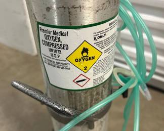 Lot #157 Premier Medical Aluminum Oxygen Tank UN1072 with Regulator Rolling Cart & Tubing