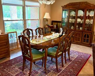 Italian  provincial pretzel twist 