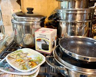 Seal o matic cookware set