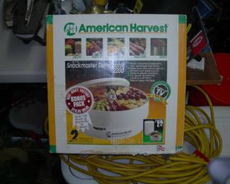 Dehydrator