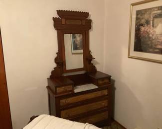 EASTLAKE DRESSER