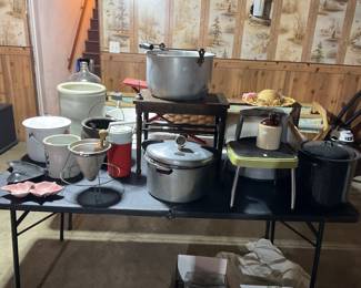 Vintage cookware