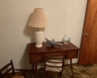 MID CENTURY SMALLER DEST