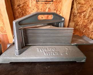 ALUMINUM TOMATO SLICER