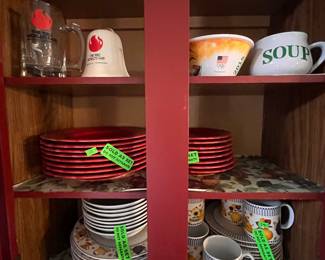 ASSORTED KITCHEN
