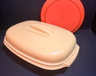 TUPPERWARE