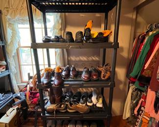 MEN'S SHOES SIZE 1035
