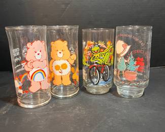 COLLECTIBLE GLASSES