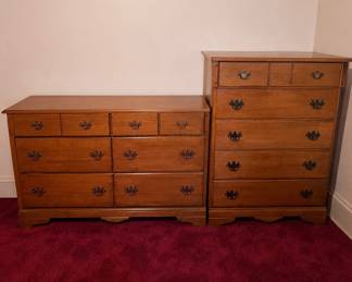 AMERICANA STYLE MAPLE DRESSER, CHEST OF DRAWERS, MIRROW AND KING SIZE HEAD BOARS