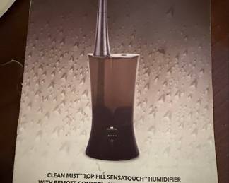Air Innovations Clean Mist Top-Fill Sensatouch Humidifier with Remote
