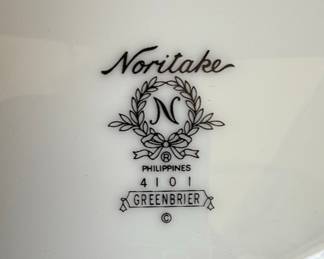 Noritake Greenbrier 4101 China Set