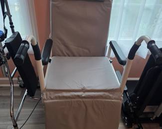 Invacare 3-Position Geri Chair Recliner