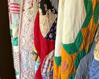 Star Pattern Handmade Quilt Style