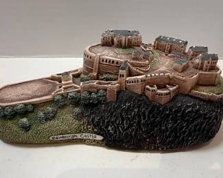 Lilliput Lane Edinburgh Castle Miniature