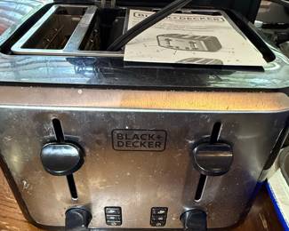 Black+Decker 4-Slice Toaster Oven